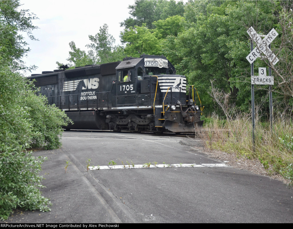 NS 1705